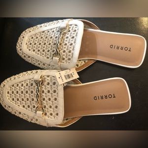 9.5W Woven Slides (Torrid)
